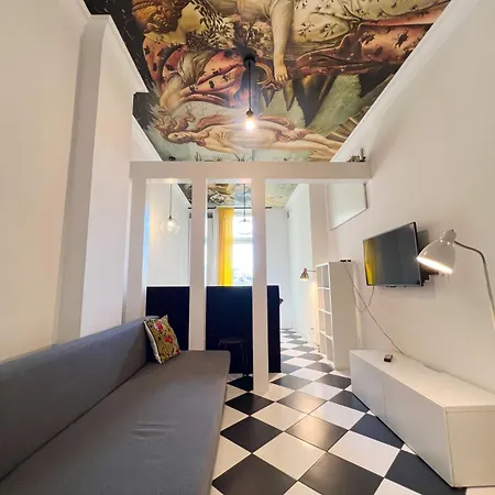 Loft Secret Oasis 아파트